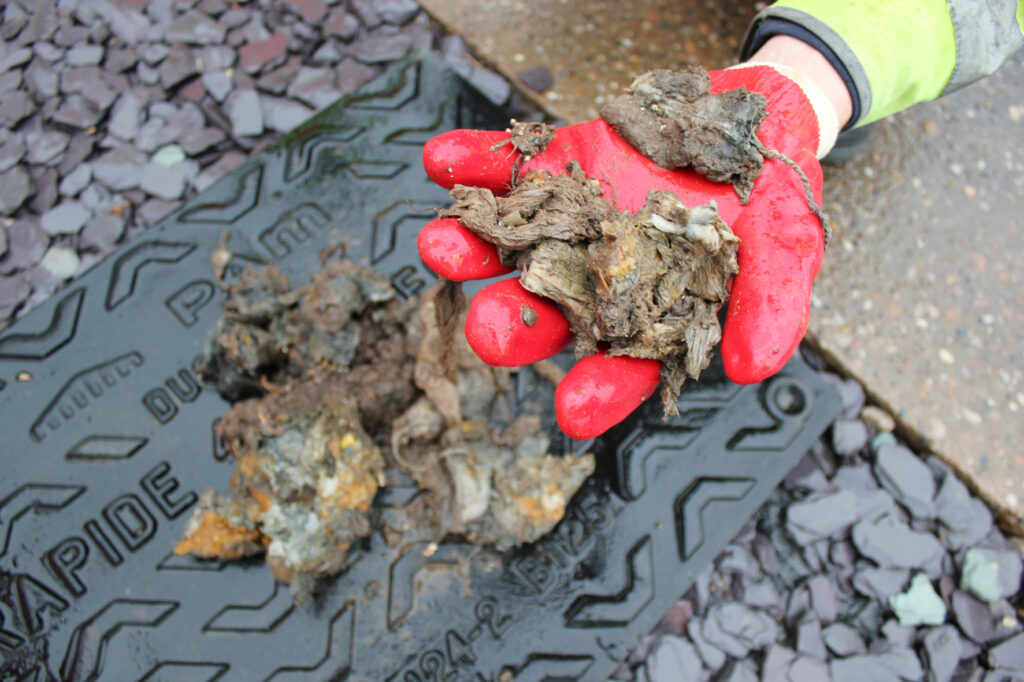 Severn-Trent-blockage-material-3