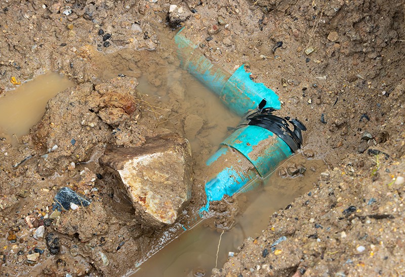 water-pipe-leak